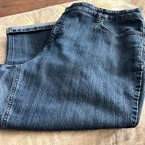 JNY Lexington Cuffed Denim Capris, 22W, Nice, Cotton/Poly/Elastaine